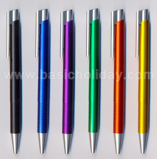 ปากกาพลาสติก ปากกาพรีเมี่ยม ปากกาสกรีนโลโก้